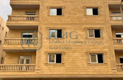 Apartment - 3 Bedrooms - 2 Bathrooms for sale in South Lotus - El Lotus - New Cairo City - Cairo
