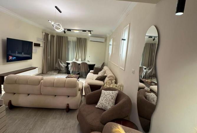 82611385 - Property Main Image