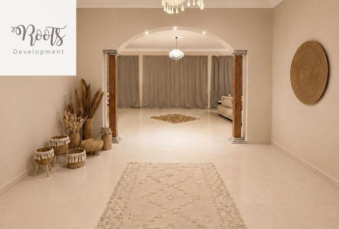 81563011 - Property Image 3