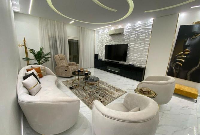 62402275 - Property Image 2