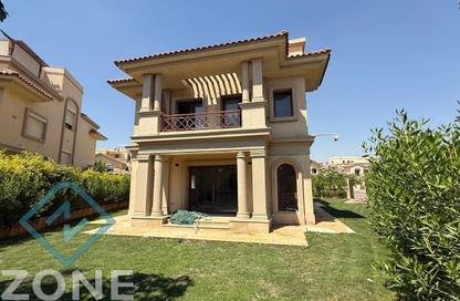 Villa - 5 Bedrooms - 5 Bathrooms for sale in Privado - Madinaty - Cairo