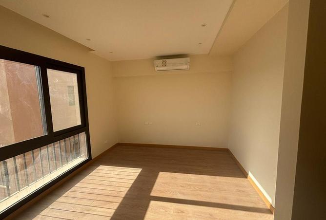 58740230 - Property Image 3