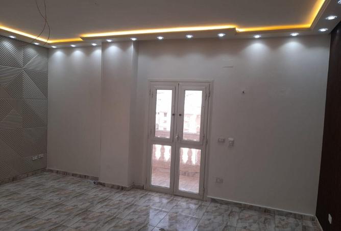 70373239 - Property Image 3