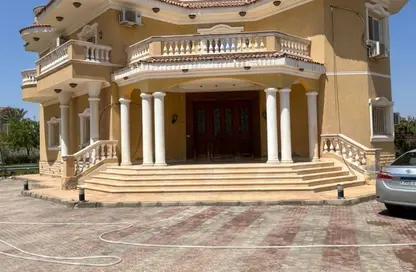 فيلا - 4 غرف نوم - 4 حمامات للبيع في الريف الاووبي - طريق مصر اسكندرية الصحراوي - مدينة 6 أكتوبر - الجيزة
