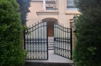 Villa - 6 Bedrooms - 4 Bathrooms for sale in Katameya Residence - The 1st Settlement - New Cairo City - Cairo