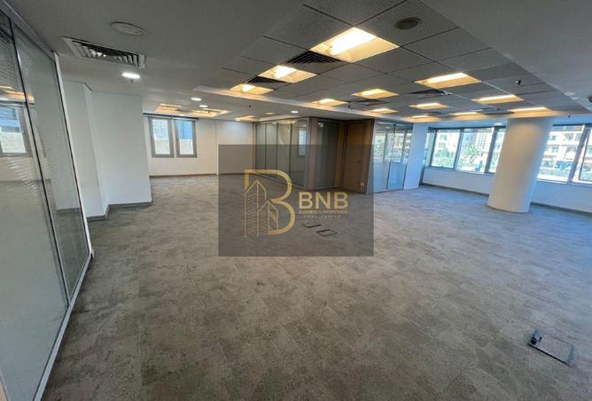 8606630 - Property Image 3