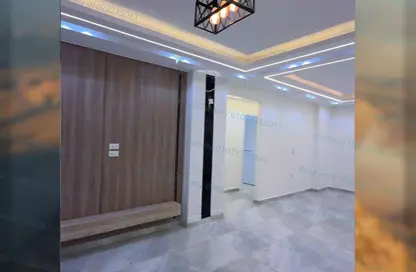 شقة - 3 غرف نوم - 2 حمامات للبيع في البوابة الثالثة - منقرع - حدائق الاهرام - الجيزة