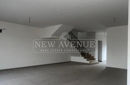 Townhouse - 3 Bedrooms - 3 Bathrooms for sale in Al Burouj Compound - El Shorouk Compounds - Shorouk City - Cairo