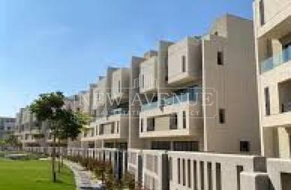 Townhouse - 3 Bedrooms - 3 Bathrooms for sale in Al Burouj Compound - El Shorouk Compounds - Shorouk City - Cairo