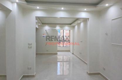 Apartment - 2 Bedrooms - 1 Bathroom for sale in La Vison St. - Bolkly - Hay Sharq - Alexandria Apartment - 2 Bedrooms - 1 Bathroom for sale in La Vison St. - Bolkly - Hay Sharq - Alexandria
