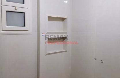 Apartment - 2 Bedrooms - 1 Bathroom for sale in La Vison St. - Bolkly - Hay Sharq - Alexandria Apartment - 2 Bedrooms - 1 Bathroom for sale in La Vison St. - Bolkly - Hay Sharq - Alexandria