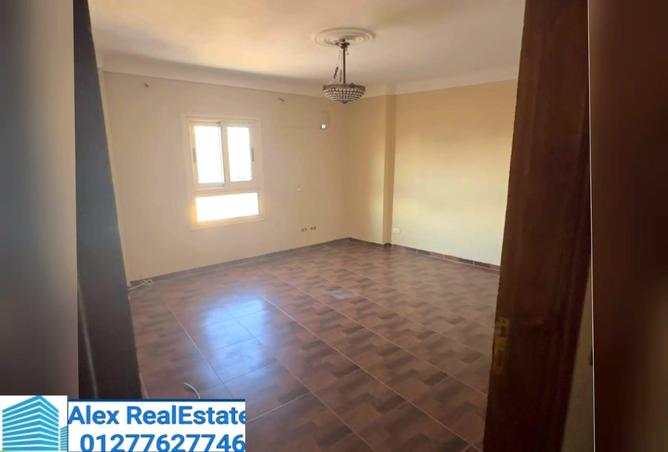 8569080 - Property Image 2