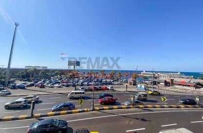 Apartment - 2 Bedrooms - 1 Bathroom for rent in Al Geish Road - Glim - Hay Sharq - Alexandria