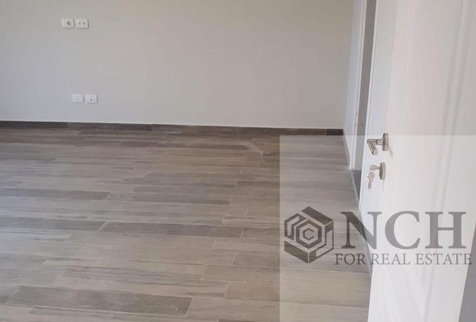 88954843 - Property Image 3