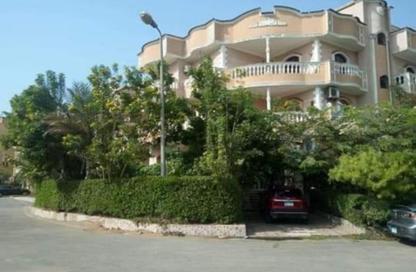 Apartment - 3 Bedrooms - 2 Bathrooms for sale in Area G - Ganoob El Acadimia - New Cairo City - Cairo