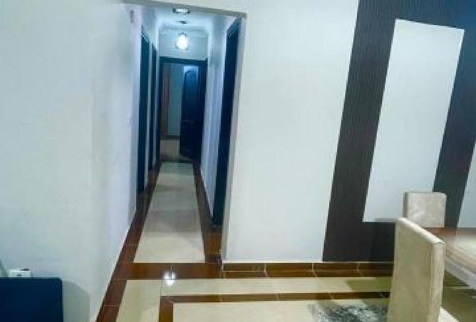 52968053 - صورة العقار 3