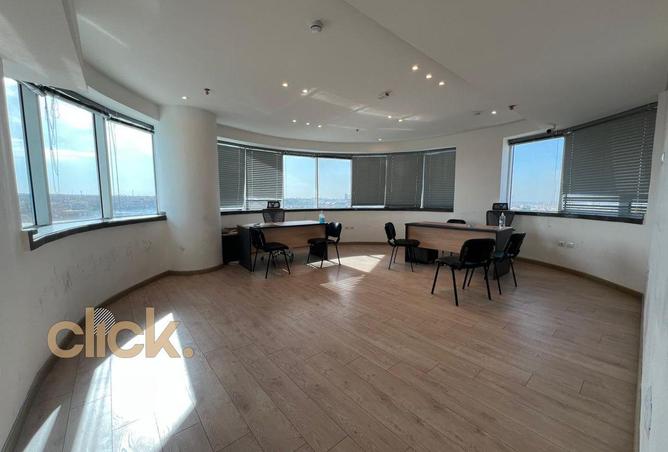 76517641 - Property Image 3