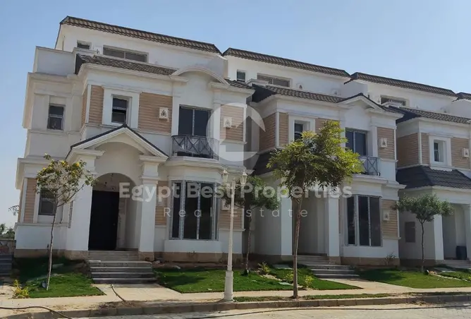 121151037 - Property Image 2