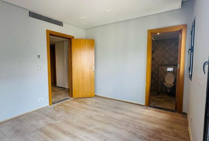 70375097 - صورة العقار 3