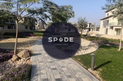 Villa - 5 Bedrooms - 4 Bathrooms for sale in Swan Lake Residence - 5th Settlement Compounds - The 5th Settlement - New Cairo City - Cairo
