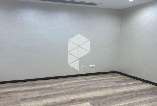 8571304 - Property Image 3