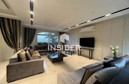 Villa - 4 - 4 for sale in Stone Park - 5th Settlement Compounds - The 5th Settlement - New Cairo City - Cairo