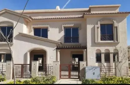 منزل مزدوج - 4 غرف نوم - 4 حمامات للبيع في مدينتي - القاهرة