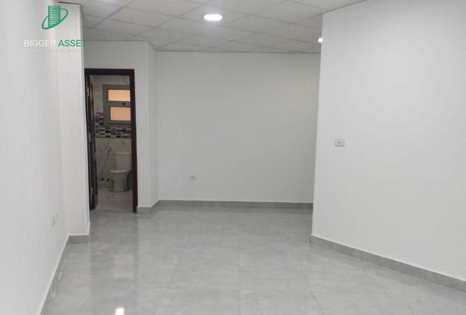 8593807 - Property Image 3