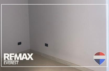Clinic - Studio - 1 Bathroom for rent in Kazan Plaza - 6 October Compounds - 6 October City - Giza
