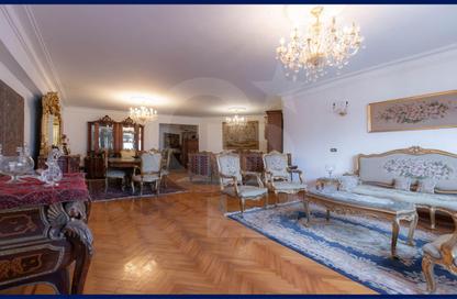 Apartment - 3 Bedrooms - 3 Bathrooms for sale in Ibrahim Al Halaby St. - Glim - Hay Sharq - Alexandria