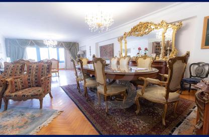 Apartment - 3 Bedrooms - 3 Bathrooms for sale in Ibrahim Al Halaby St. - Glim - Hay Sharq - Alexandria