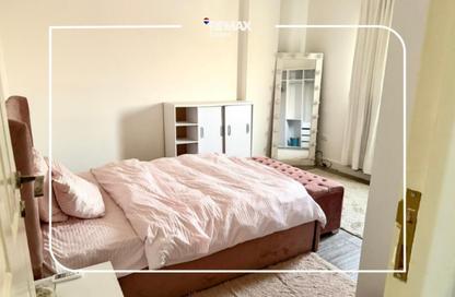Apartment - 2 Bedrooms - 1 Bathroom for rent in 10th District - Sheikh Zayed City - Giza