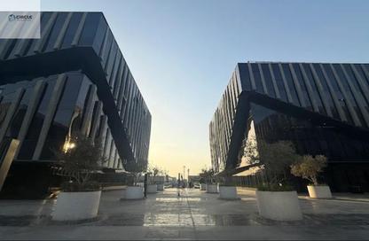 Office Space - Studio - 1 Bathroom for rent in Eastown - 5th Settlement Compounds - The 5th Settlement - New Cairo City - Cairo