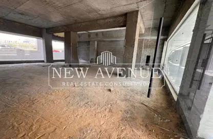 محل - استوديو - 2 حمامات للايجار في قطامية ديونز - كمبوندات القطامية - القطامية - مدينة القاهرة الجديدة - القاهرة