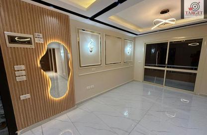Apartment - 2 Bedrooms - 1 Bathroom for sale in Palms - Al Wahat Road - 6 October City - Giza