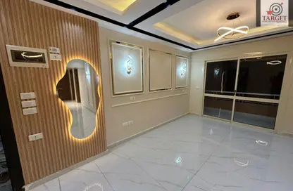 Apartment - 2 Bedrooms - 1 Bathroom for sale in Degla Palms - Al Wahat Road - 6 October City - Giza