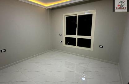 Apartment - 2 Bedrooms - 1 Bathroom for sale in Palms - Al Wahat Road - 6 October City - Giza