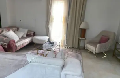 فيلا - 4 غرف نوم - 3 حمامات للبيع في شارع البستان - الحي التاسع - الشيخ زايد - الجيزة