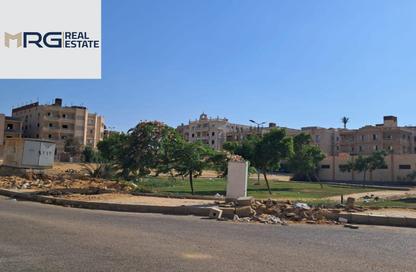 شقة - 3 - 2 للبيع في المجاورة الرابعة - المنطقة الثالثة - مدينة الشروق - القاهرة
