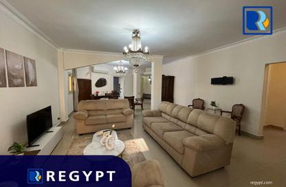 Apartment - 2 Bedrooms - 2 Bathrooms for rent in Ismail Mohamed St. - Zamalek - Cairo