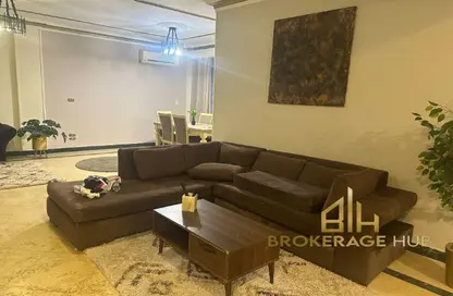 Apartment - 3 Bedrooms - 3 Bathrooms for rent in Al Khamayel city - Sheikh Zayed Compounds - Sheikh Zayed City - Giza