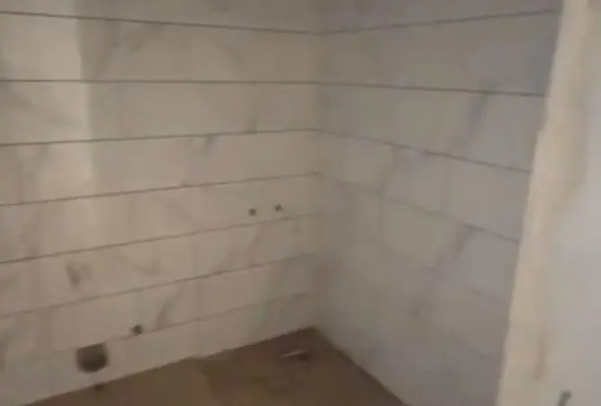 118806535 - Property Image 3