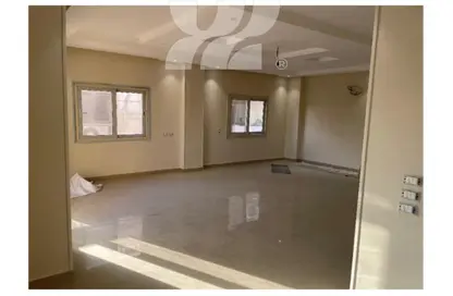 Apartment - 3 Bedrooms - 3 Bathrooms for sale in El Banafseg Apartment Buildings - El Banafseg - New Cairo City - Cairo