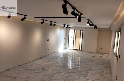 Apartment - 3 - 2 for sale in Abou Bakr Al Sedeek St. - El Mahkama Square - Heliopolis - Masr El Gedida - Cairo