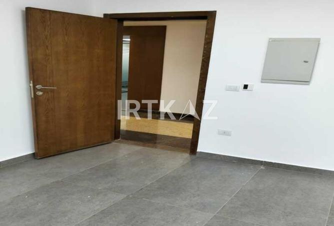 98549915 - Property Image 3