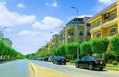 تاون هاوس - 7 غرف نوم - 3 حمامات للبيع في الحي الخامس - الشيخ زايد - الجيزة