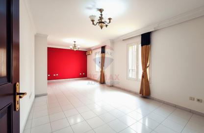 تاون هاوس - 7 غرف نوم - 3 حمامات للبيع في الحي الخامس - الشيخ زايد - الجيزة