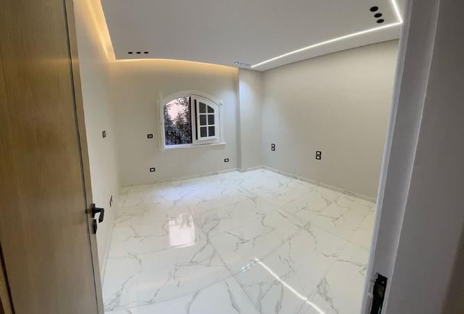 93522074 - Property Image 3