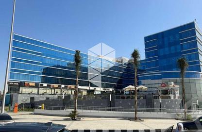 Office Space - 2 Bedrooms - 1 Bathroom for sale in V90 - North Teseen St. - The 5th Settlement - New Cairo City - Cairo