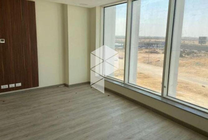 68003975 - صورة العقار 3